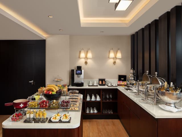 Executive Room, 1 King Bed