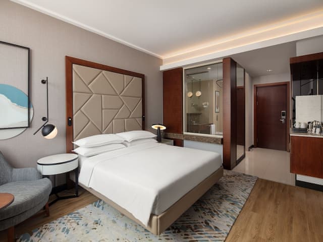 Deluxe Room, 1 King Bed