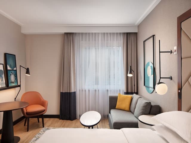 Deluxe Room, 1 King Bed