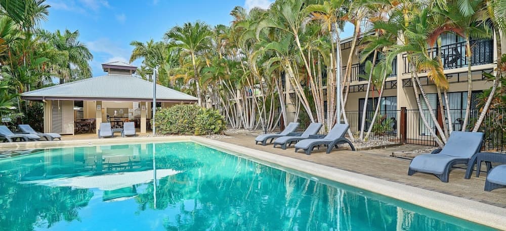 Trinity Beach Club Holiday Apartments