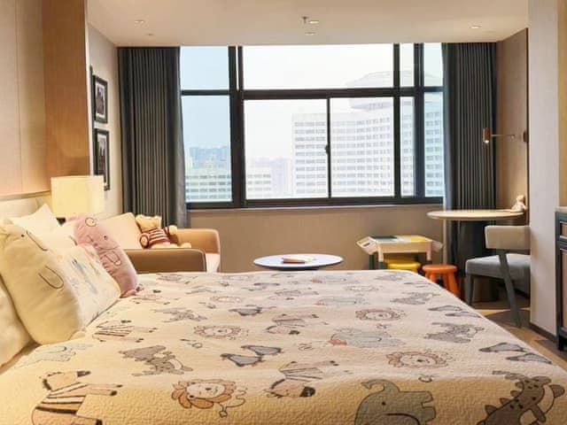 Deluxe VIP Family Friendly Double Room