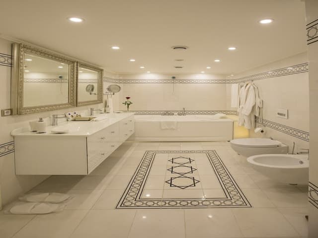 Presidential Suite, Multiple Bedrooms, Jetted Tub, City View