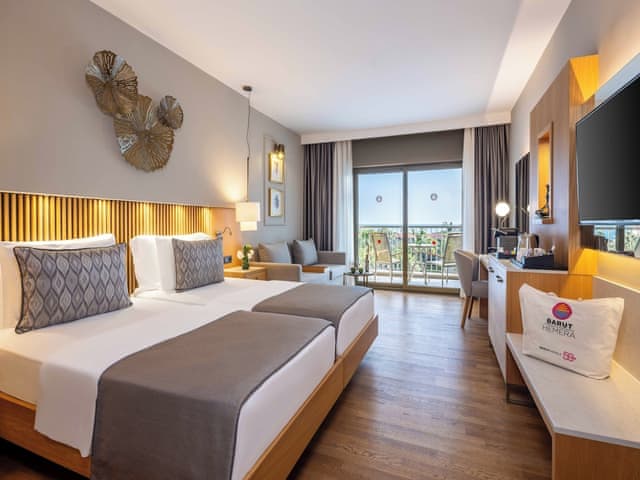 Delüks Oda Yan Deniz Manzaralı