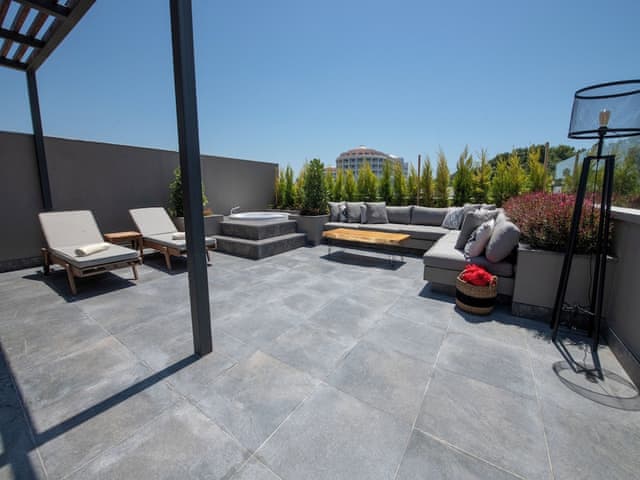 Delüks Oda Yan Deniz Manzaralı