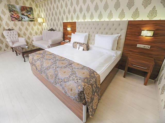 Deluxe Çift Kişilik veya İki Tek Kişilik Yataklı Oda