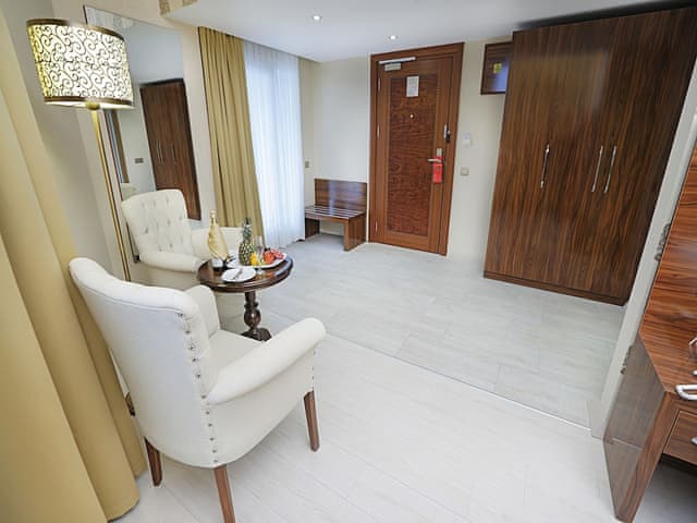 Deluxe Çift Kişilik veya İki Tek Kişilik Yataklı Oda