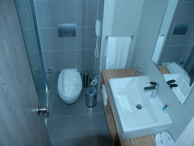 Standard Room, Partial Sea View