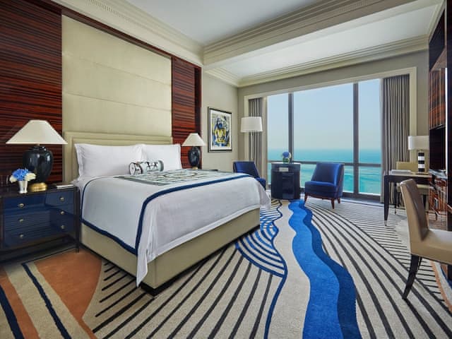 Premier Room, 1 King Bed
