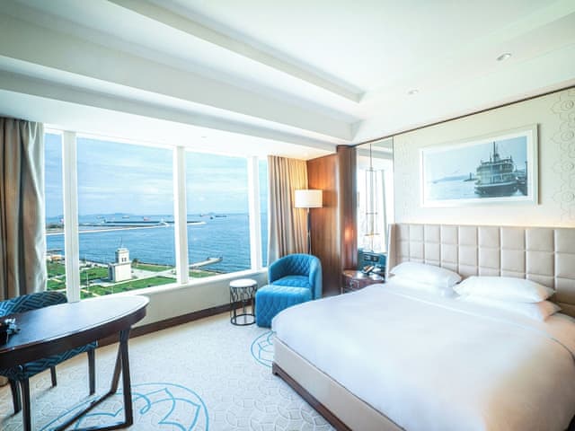 Room, 1 King Bed, Sea View
