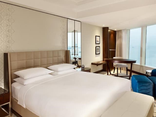 Deluxe Room, 1 King Bed