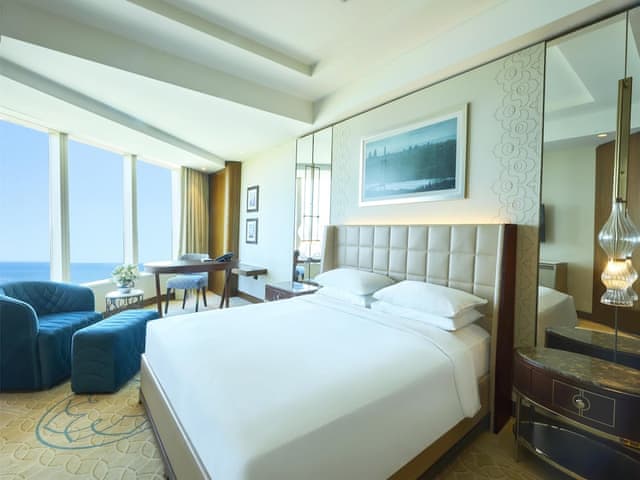 Deluxe Room, 1 King Bed