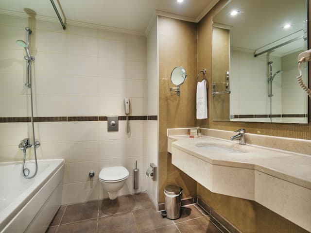 Standard Room, Partial Sea View