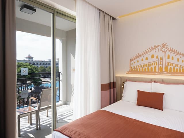 Deluxe Double or Twin Room, Balcony, Pool View