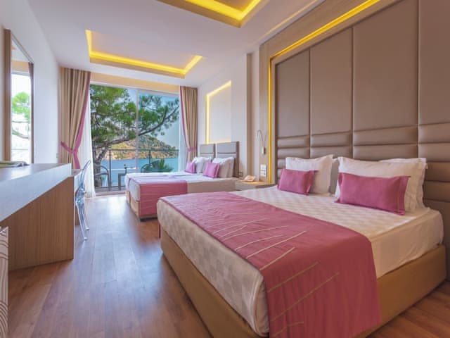 Grand Quadruple Room, 1 Bedroom, Sea View