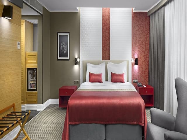 Superior Room, 1 King Bed, Non Smoking