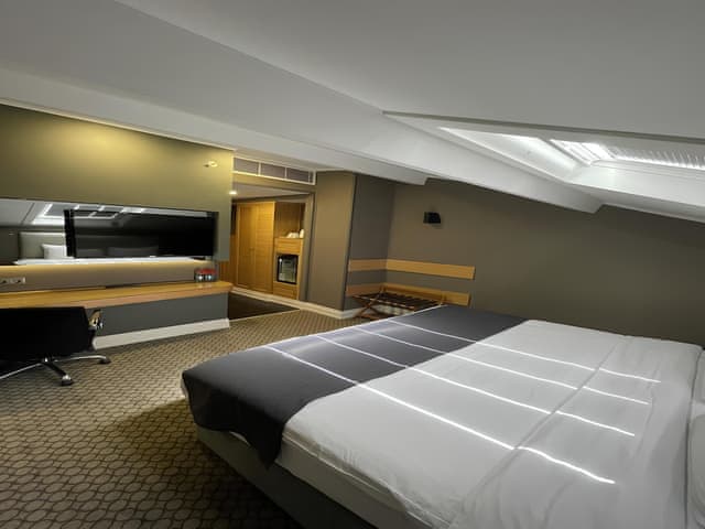 Standard Room, 1 King Bed, Non Smoking