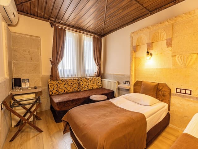 Standart Üç Kişilik Oda