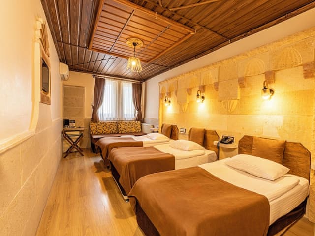 Standart Üç Kişilik Oda