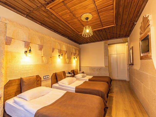 Standart Üç Kişilik Oda