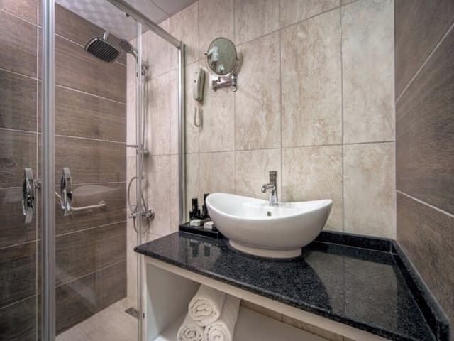 Family Room, 1 Bedroom