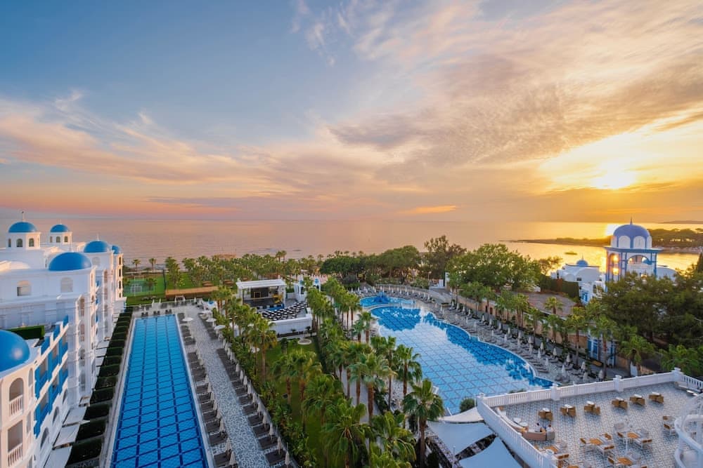 Rubi Platinum Spa Resort & Suites - All Inclusive