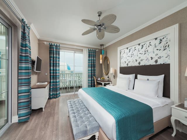 Superior Dört Kişilik Oda