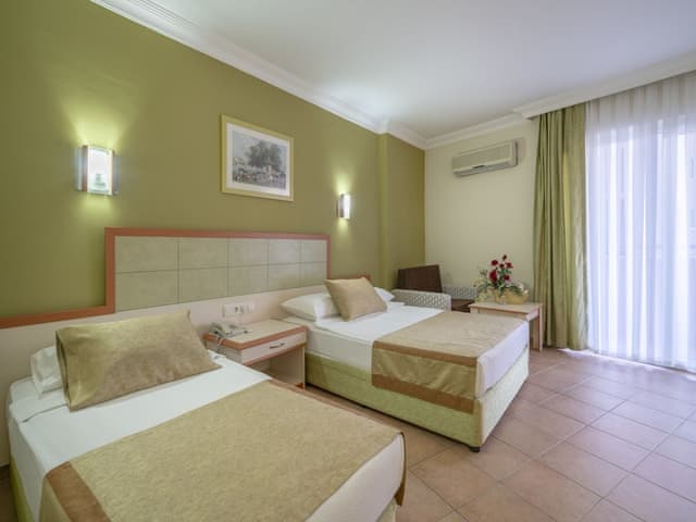 Standart Çift Kişilik Oda