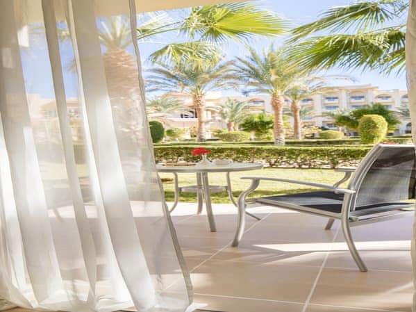 Superior Room, Garden View