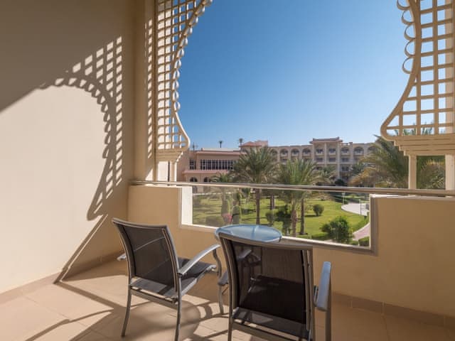 Family Room, Pool View (Interconnected)