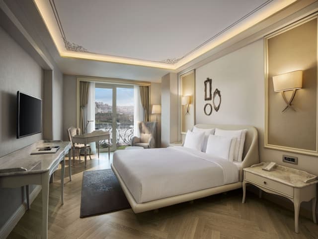 Deluxe Room, 1 King Bed, Park View