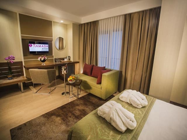 Deluxe Room, 1 King Bed