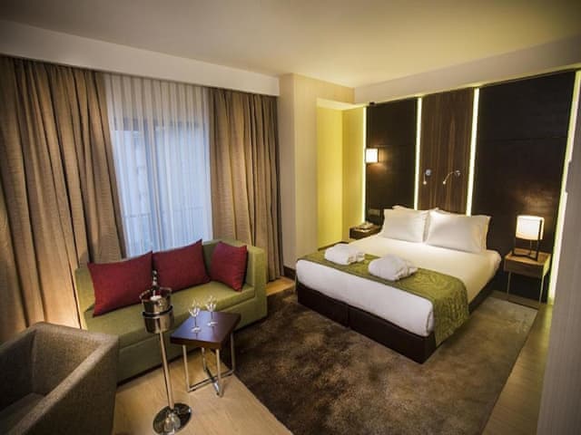 Deluxe Room, 1 King Bed