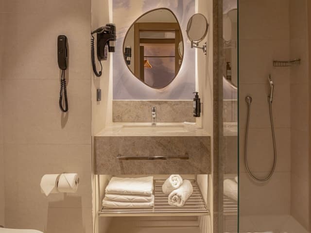 DELUXE CORNER SUIT BOSPHORUS VIEW