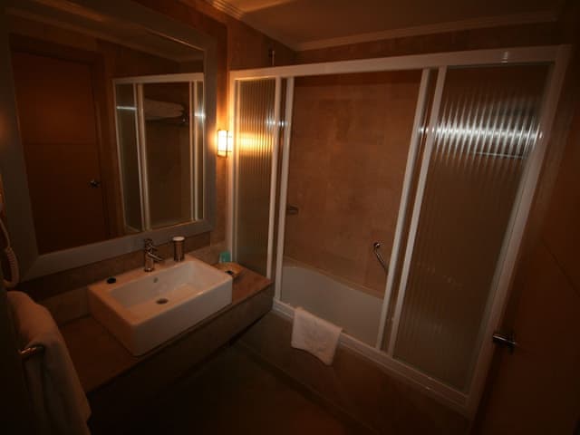 Standard Room, Non Smoking, Mountain View