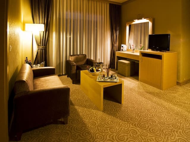 Senior Suite, Non Smoking, Sea View