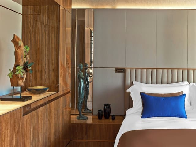 Superior Room, 1 King Bed