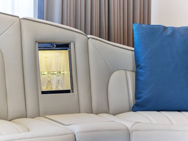 Suite, 1 Bedroom, Balcony