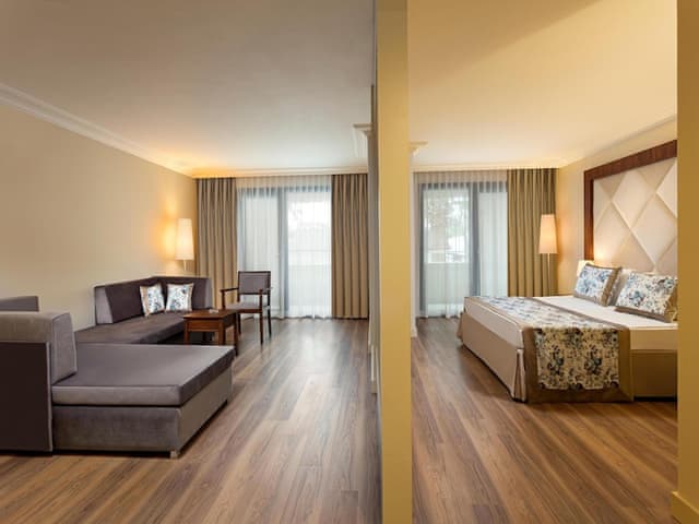 Junior Suite (Superior)