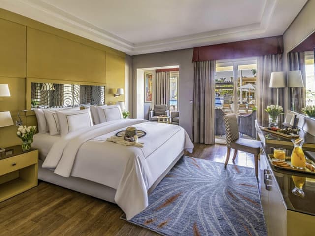 Deluxe Room King Bed