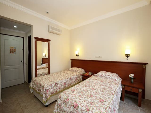 Standard Double or Twin Room, Garden View