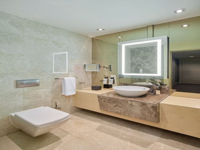 Terrace Family Suite