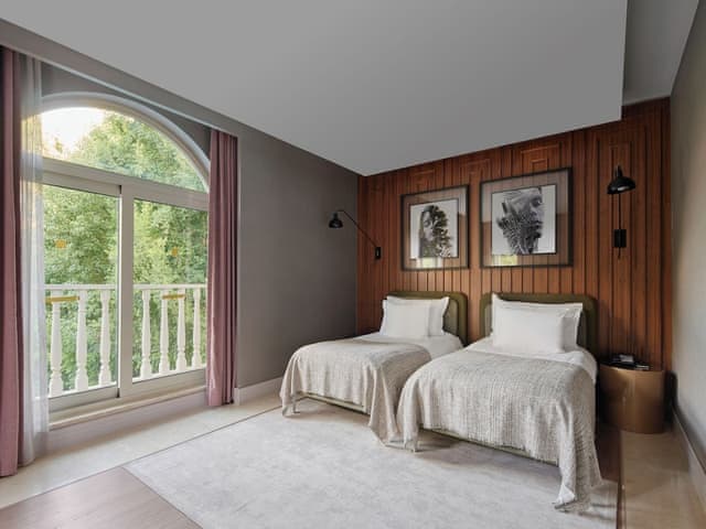 Albatross Deluxe Villa