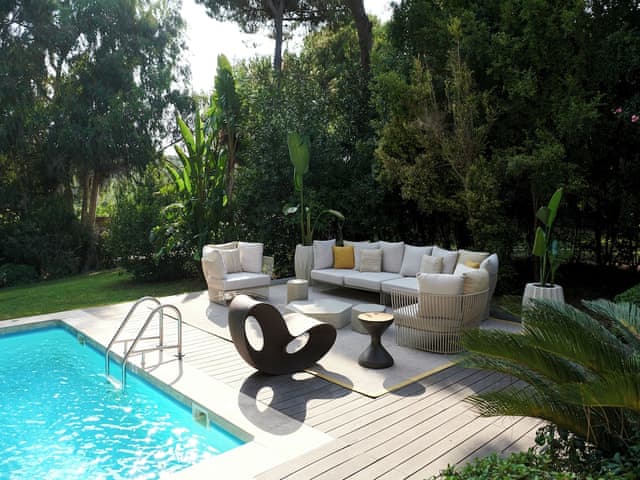 Albatross Deluxe Villa