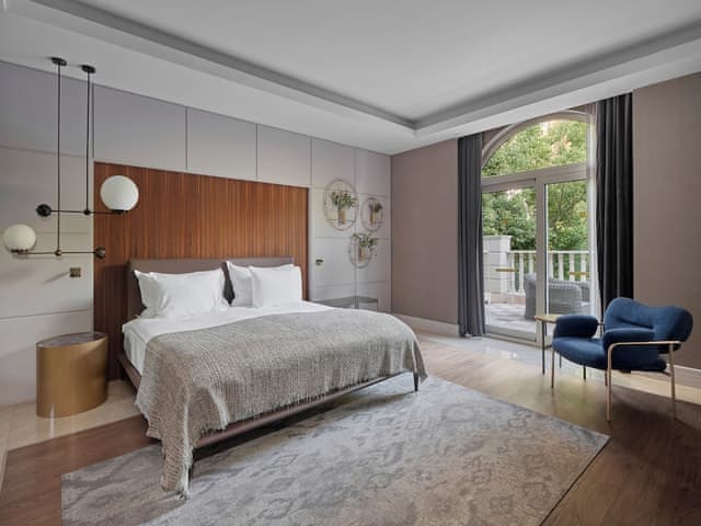 Albatross Deluxe Villa