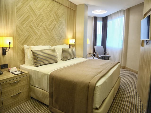 Room, 1 King Bed, Non Smoking