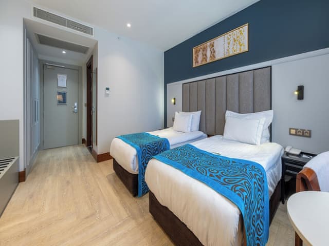 Standart İki Yataklı Oda