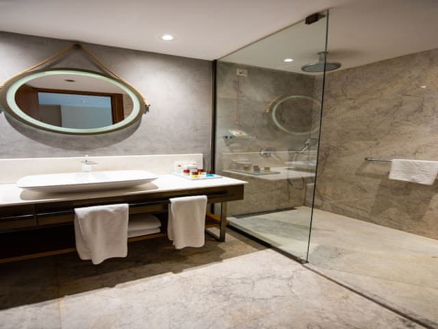 Standard Twin Room, 1 Bedroom, City View