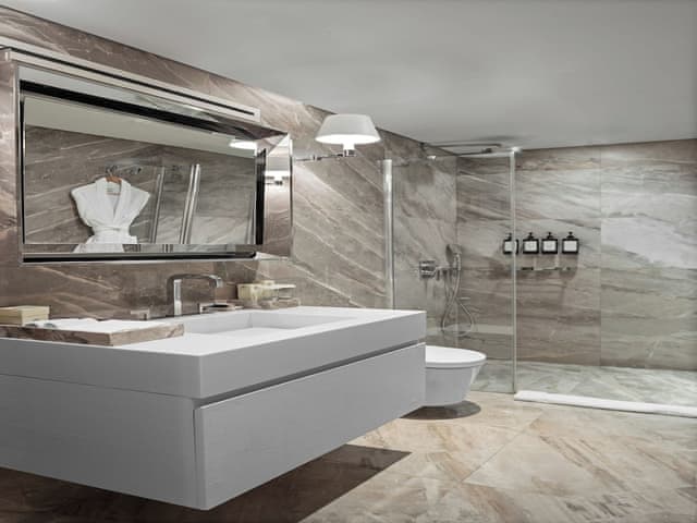 Junior Suite with Jacuzzi