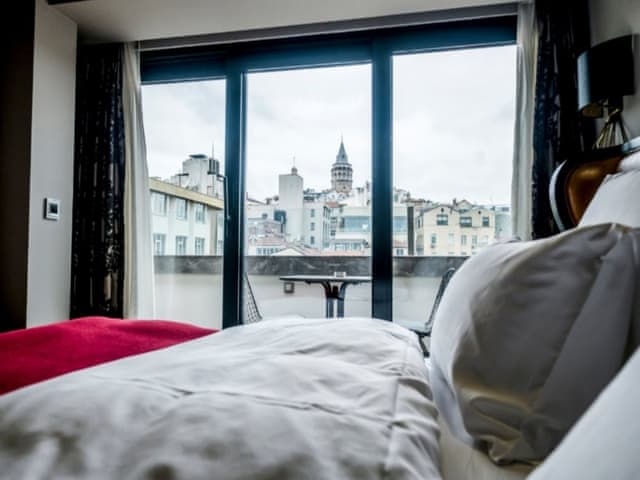 Superior Double Room with Balcony and Galata Tower view