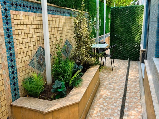 Garden View Suite